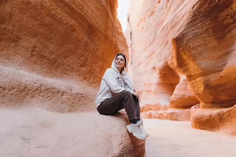 Tour Wadi Rum dal Porto di Aqaba di 6 Ore